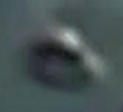 Cropped enlargment of object