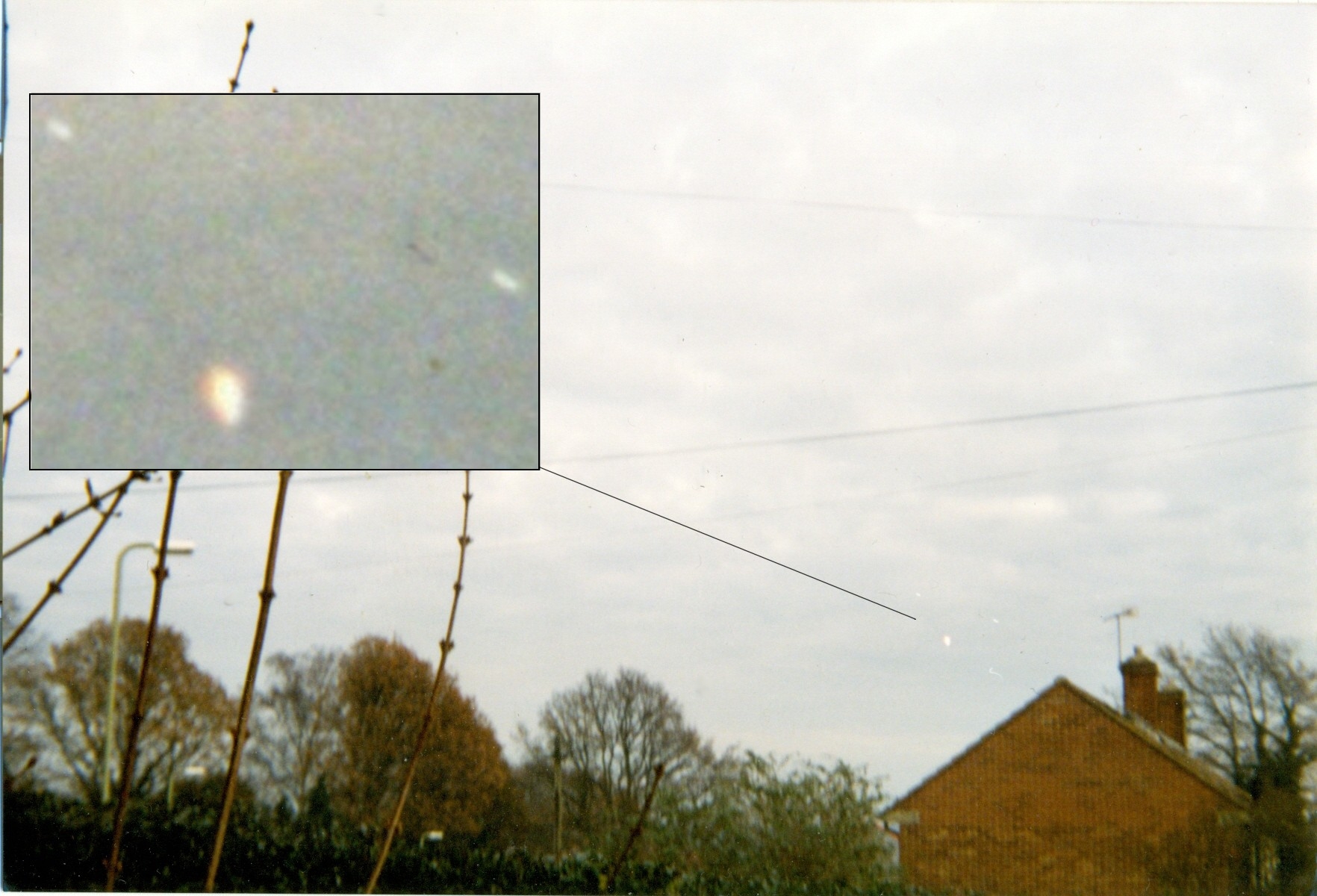 Triangle Formation UFO Photographed - Farnborough, Hants - Late 1990's