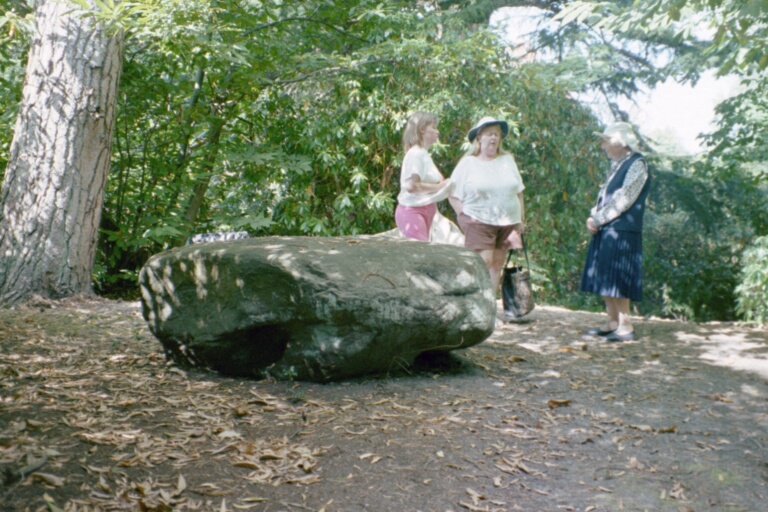 Mary Rose Murphy, Hilary and her young daughter Sally